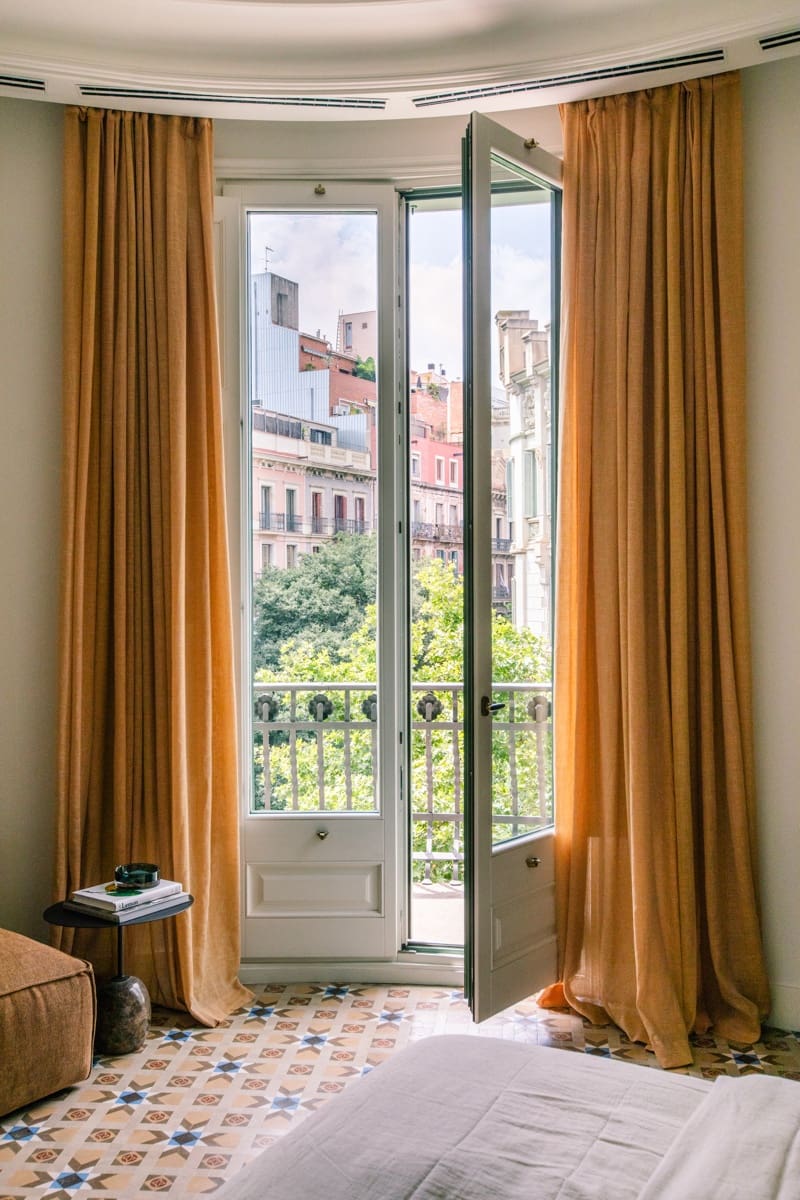 Appartement de 2 chambres à louer à Barcelone ville - 15 200 € (Ref: 9804779)