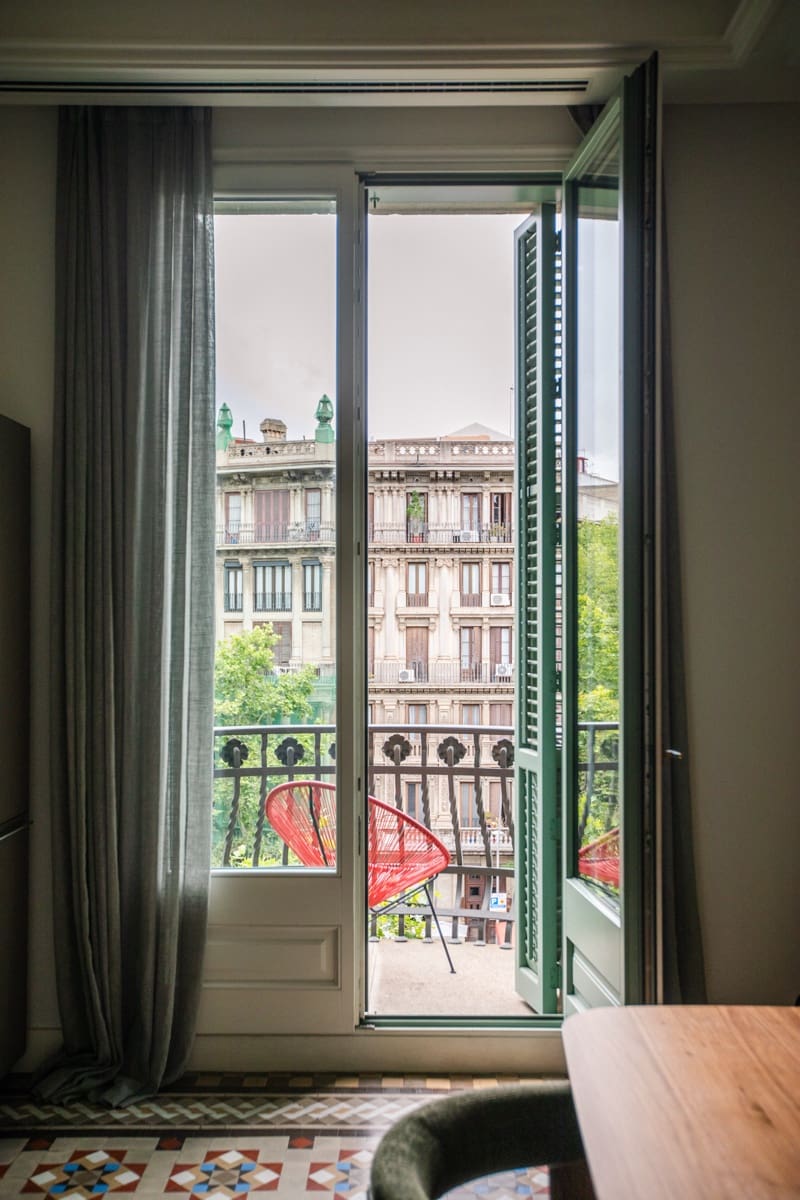 Appartement de 2 chambres à louer à Barcelone ville - 15 200 € (Ref: 9804779)