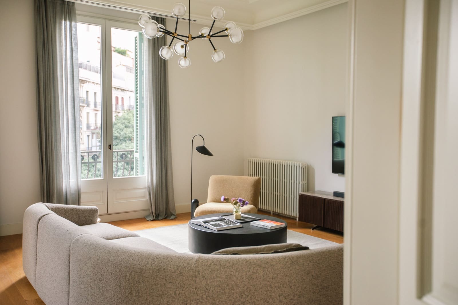 Appartement de 2 chambres à louer à Barcelone ville - 15 200 € (Ref: 9804779)