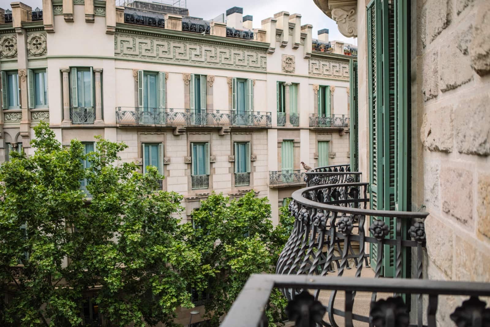 Appartement de 2 chambres à louer à Barcelone ville - 15 200 € (Ref: 9804779)