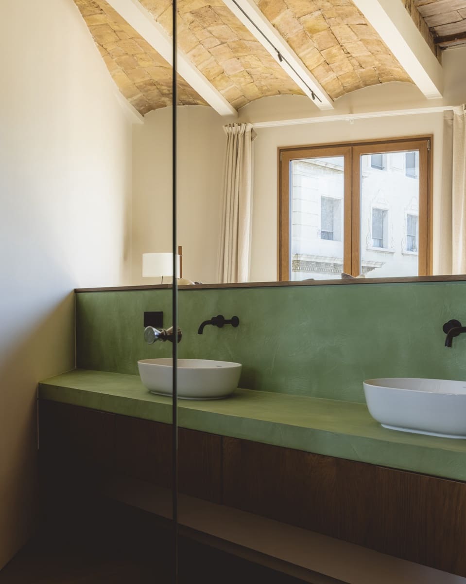 2 bedroom Apartment for sale in Barcelona city - € 1,440,000 (Ref: 9804928)