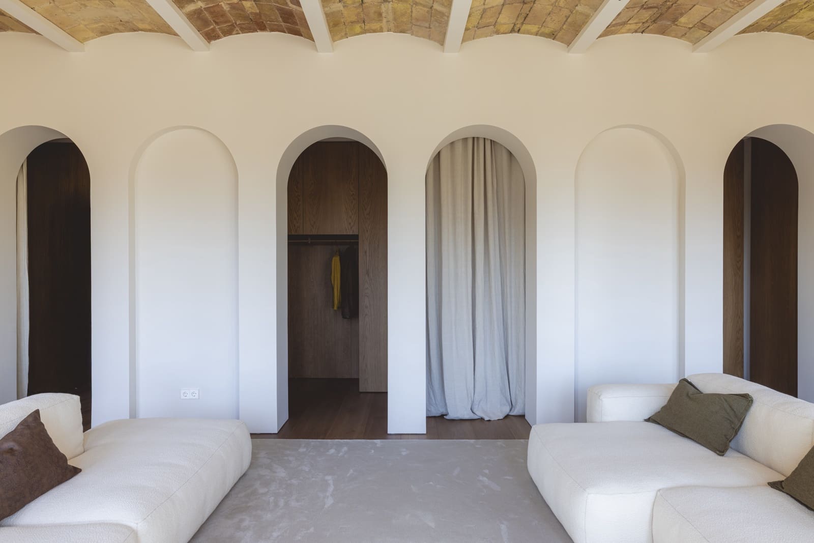 2 bedroom Apartment for sale in Barcelona city - € 1,440,000 (Ref: 9804928)