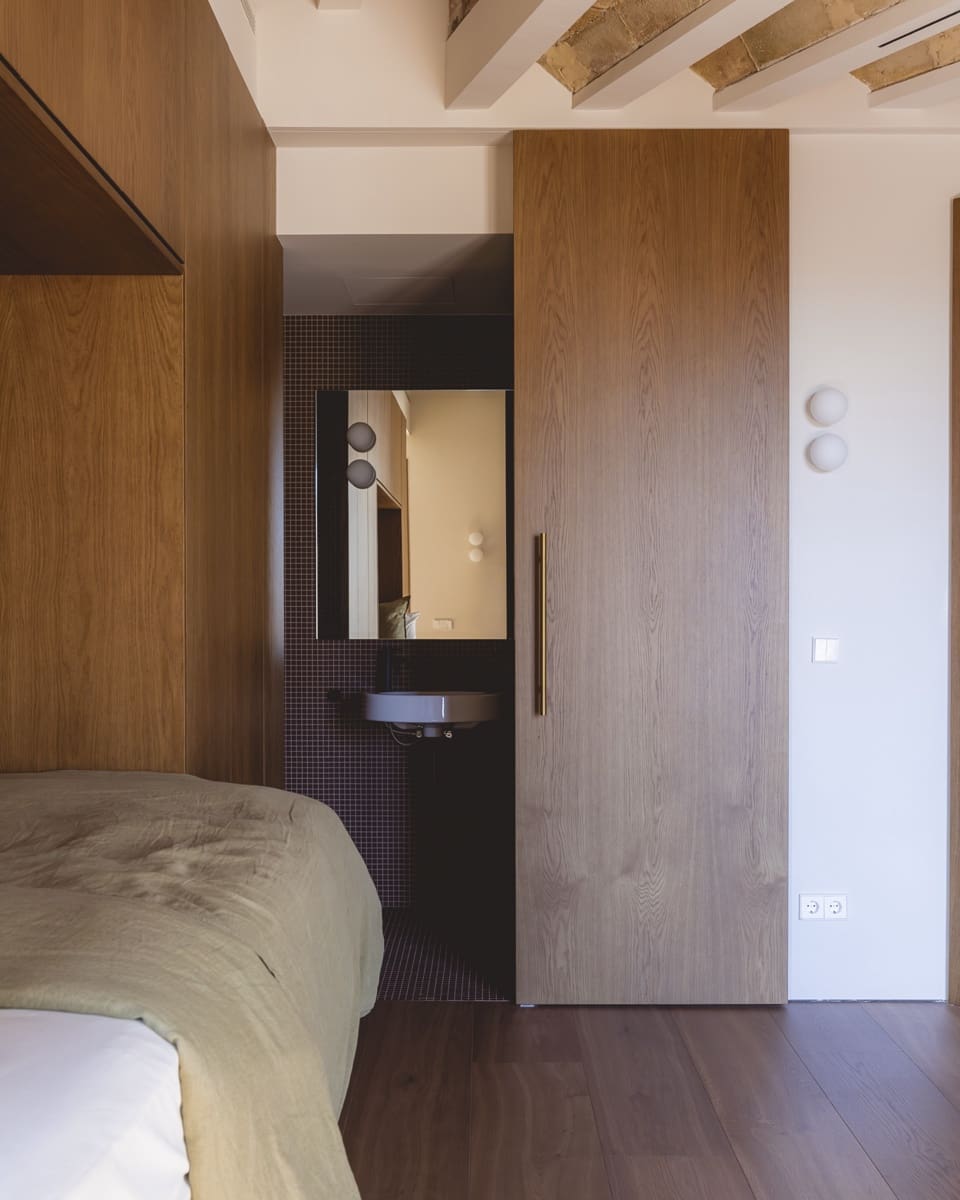 2 bedroom Apartment for sale in Barcelona city - € 1,399,000 (Ref: 9804928)