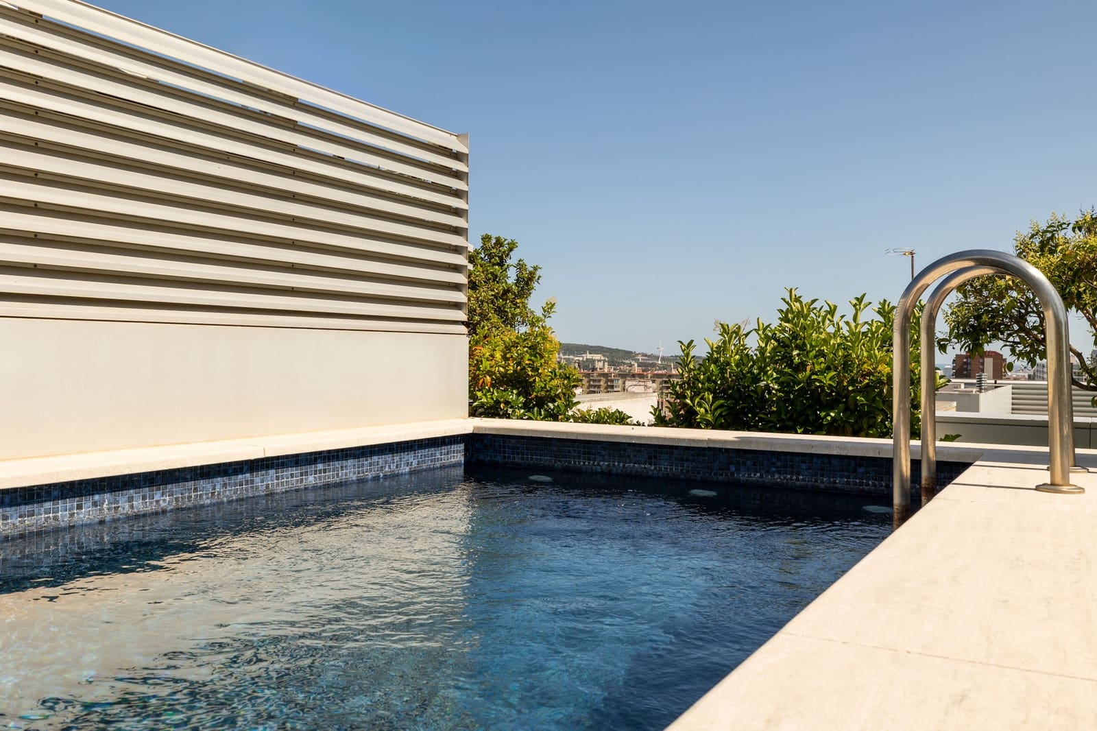 3 camera da letto Appartamento da affittare in Barcelona citta con piscina garage - 10.700 € (Rif: 9898351)