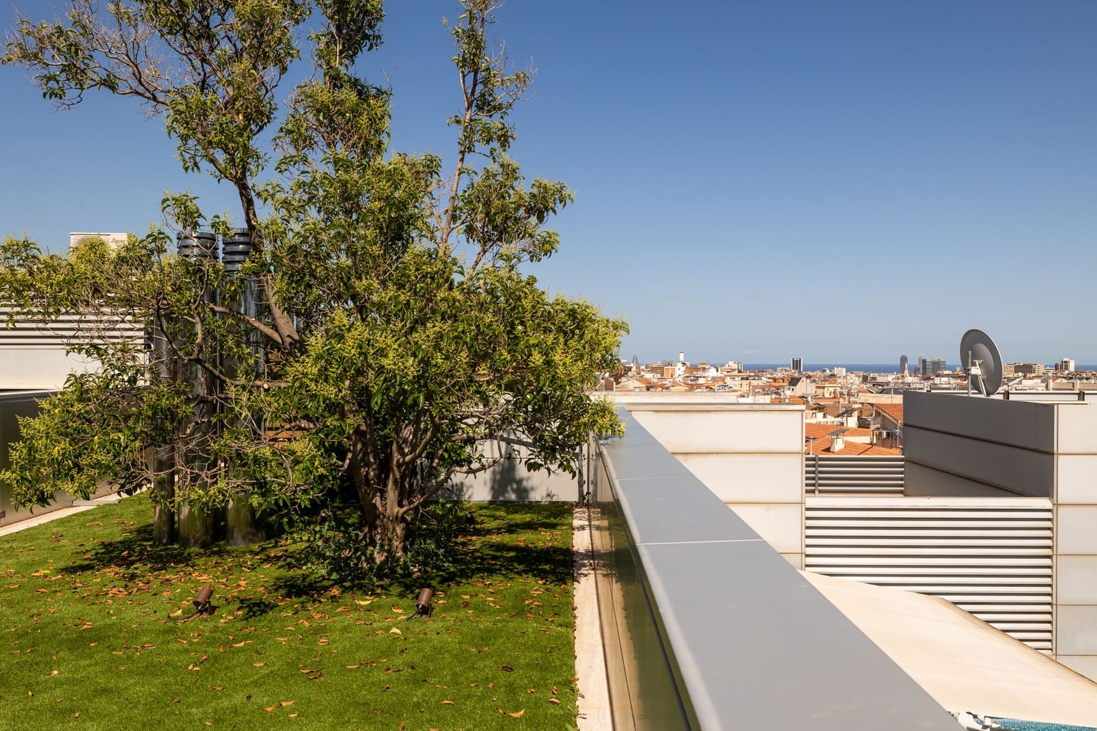 3 camera da letto Appartamento da affittare in Barcelona citta con piscina garage - 10.700 € (Rif: 9898351)