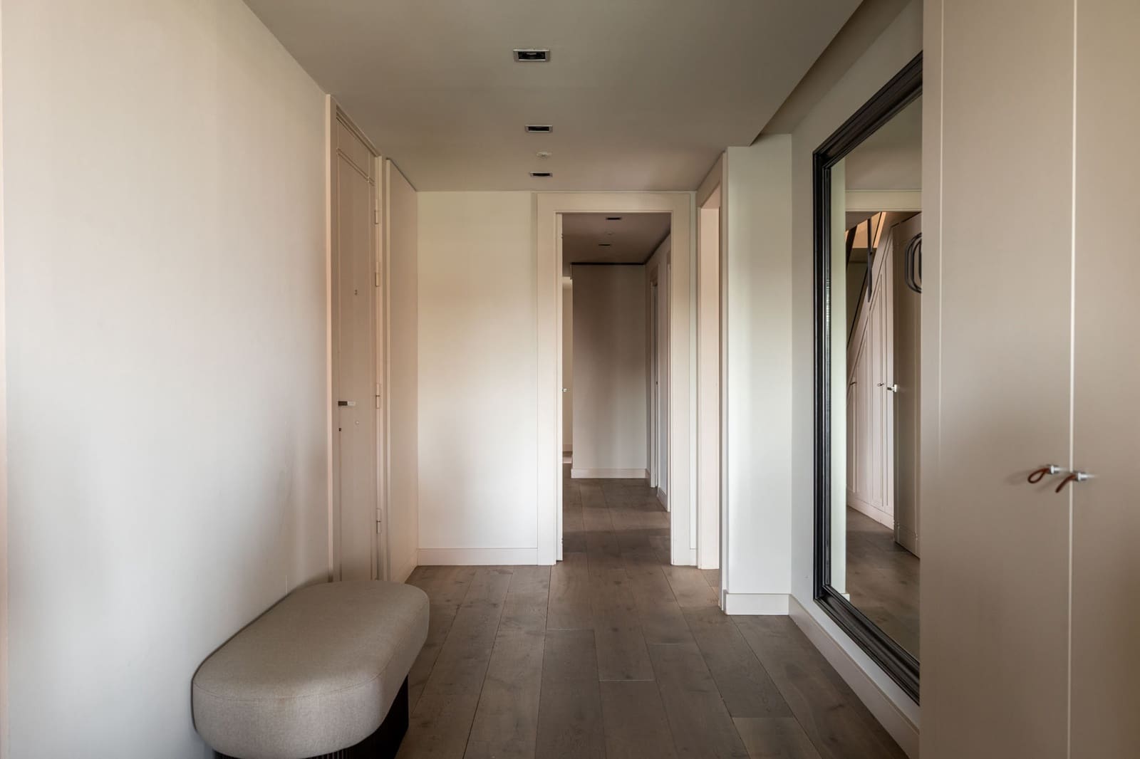 4 bedroom Apartment for rent in Barcelona city with pool - € 11,600 (Ref: 9924901)