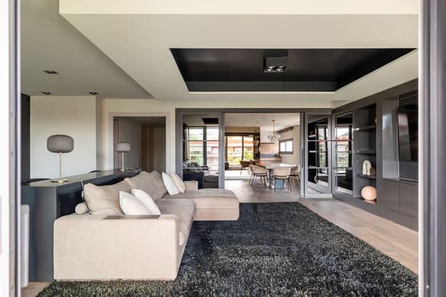 4 makuuhuone Huoneisto vuokrattavana paikassa Barcelona kaupunki mukana uima-altaan - 11 600 € (Ref: 9924901)