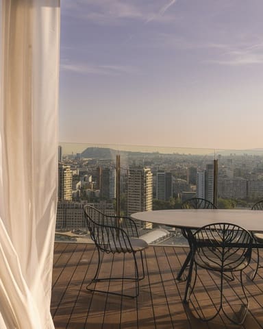 3 soveværelse Penthouse til salg i Barcelona by med swimmingpool garage - € 14.300.000 (Ref: 9944399)