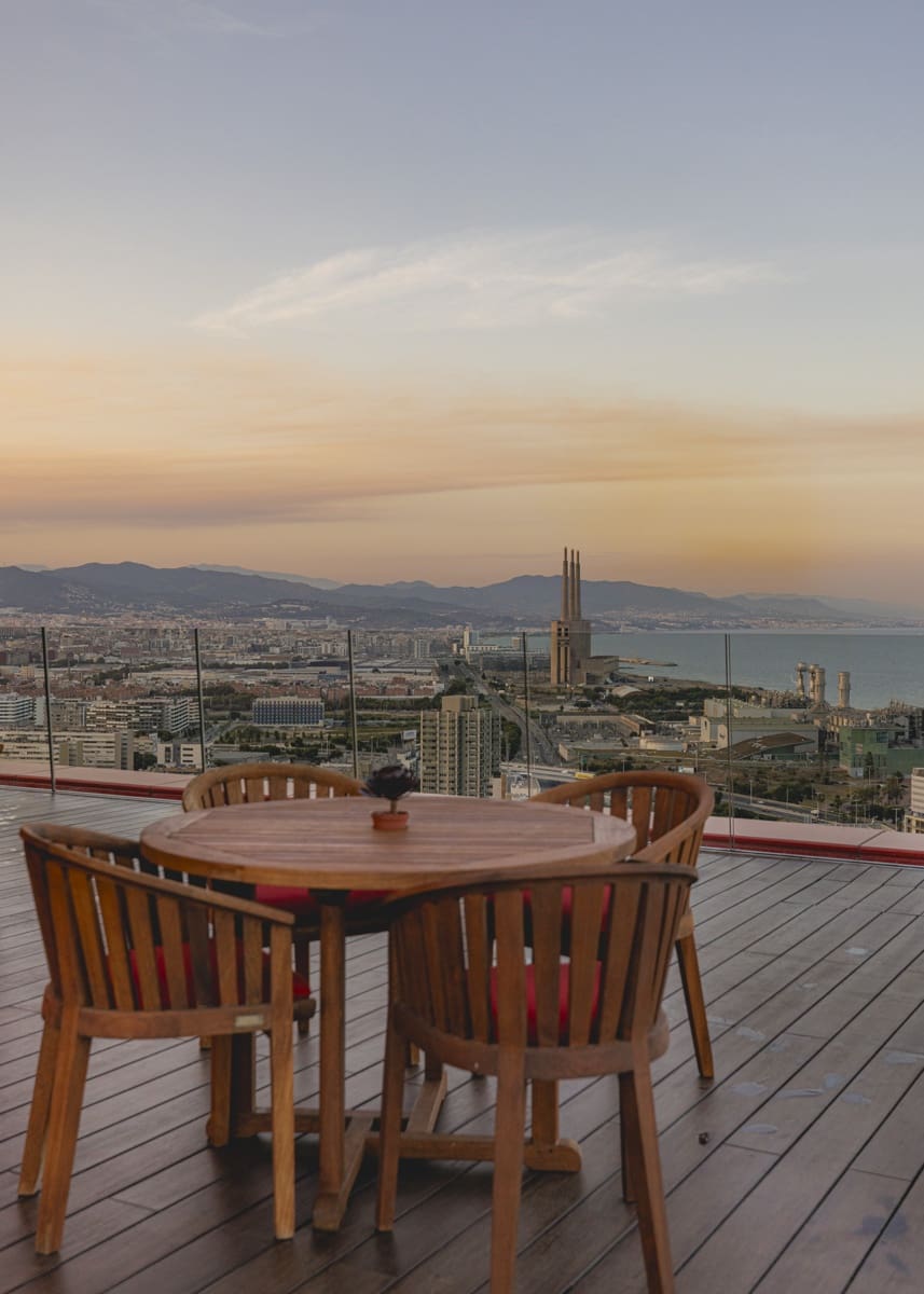 3 soveværelse Penthouse til salg i Barcelona by med swimmingpool garage - € 14.300.000 (Ref: 9944399)