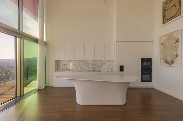 3 soveværelse Penthouse til salg i Barcelona by med swimmingpool garage - € 14.300.000 (Ref: 9944399)