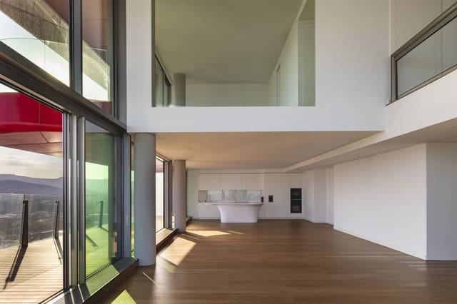 3 soveværelse Lejlighed til salg i Barcelona by med swimmingpool garage - € 6.500.000 (Ref: 9944447)