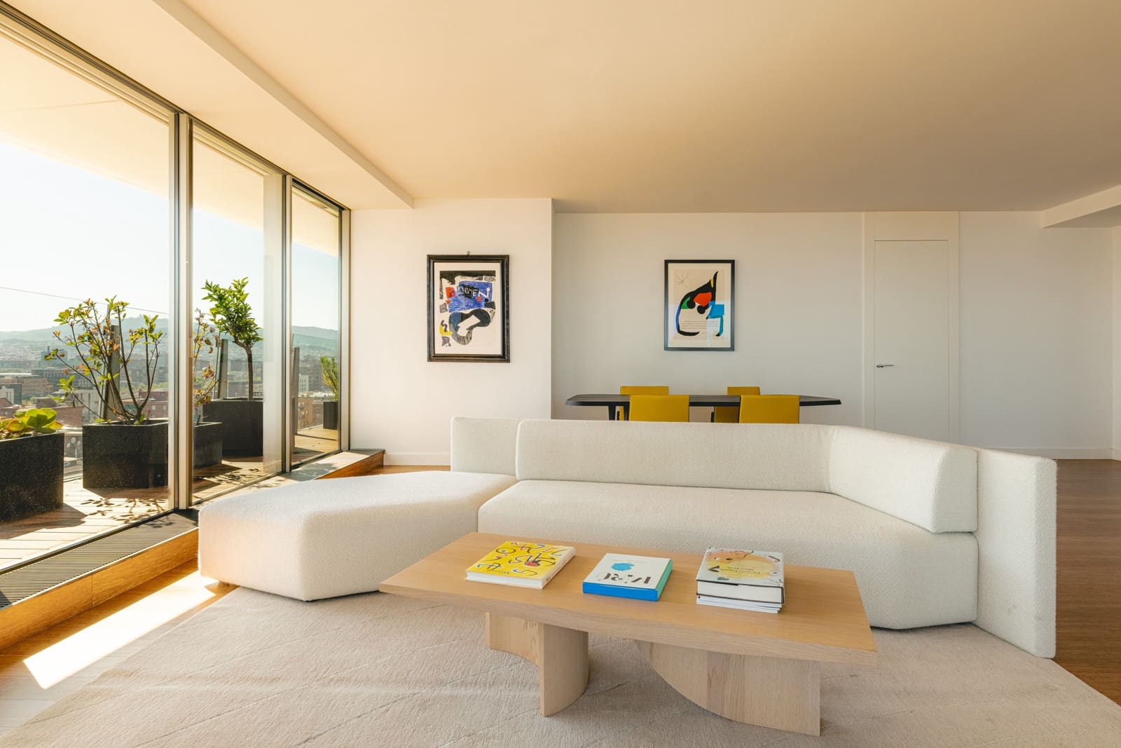 3 bedroom Apartment for sale in Barcelona city with pool garage - € 2,559,907 (Ref: 9944545)