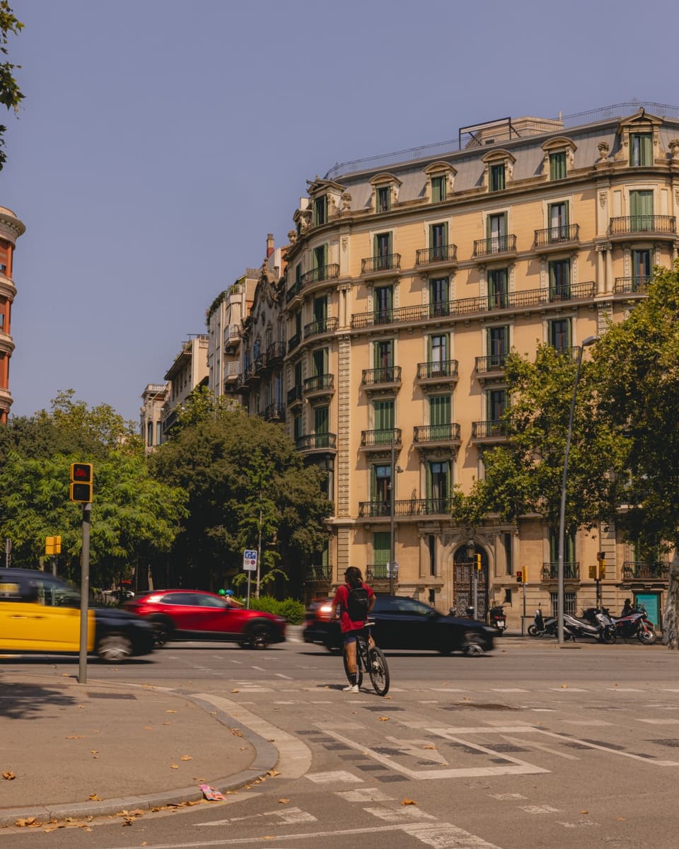 3 soveværelse Lejlighed til salg i Barcelona by - € 1.790.000 (Ref: 9948630)