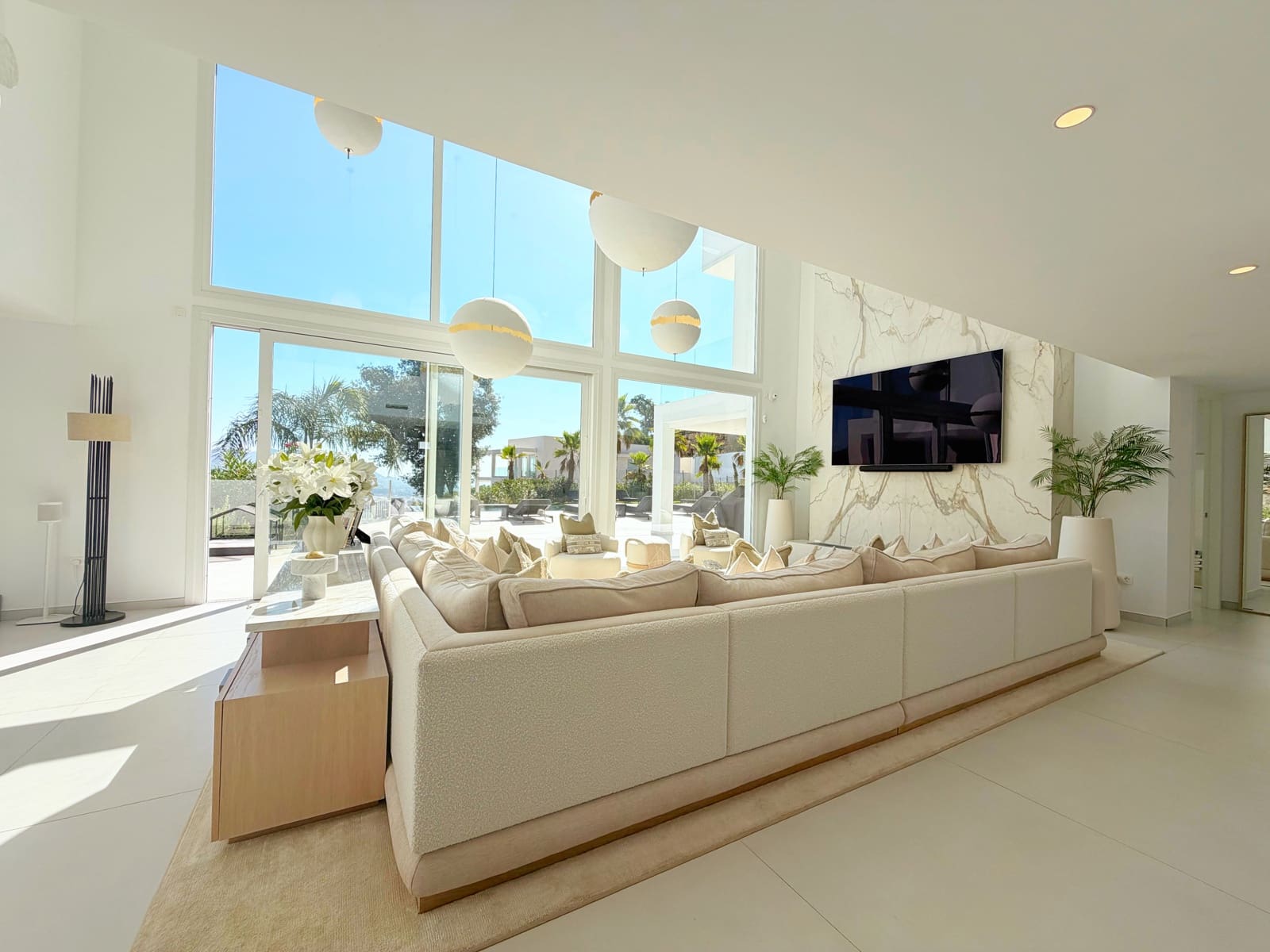 4 slaapkamer Villa te koop in Mijas met zwembad garage - € 3.300.000 (Ref: 10000142)
