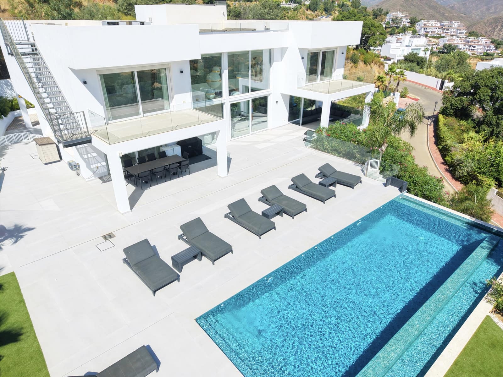 4 slaapkamer Villa te koop in Mijas met zwembad garage - € 3.300.000 (Ref: 10000142)