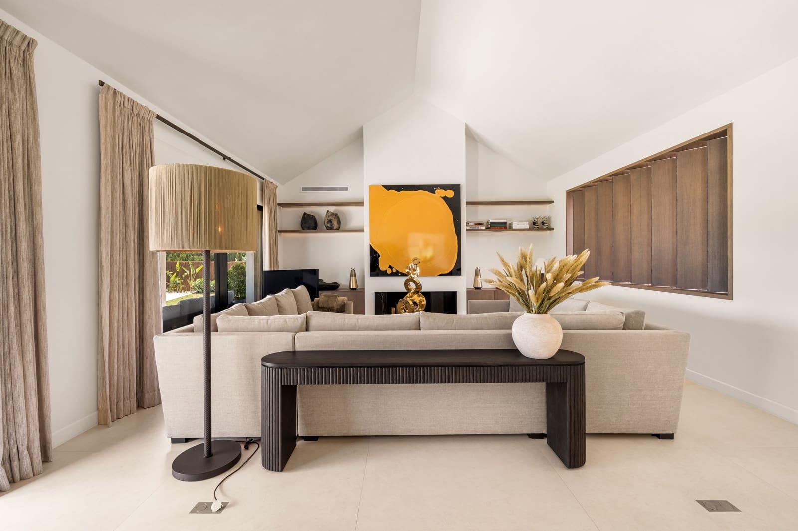 3 bedroom Villa for sale in Golden Mile with pool garage - € 4,950,000 (Ref: 10020355)