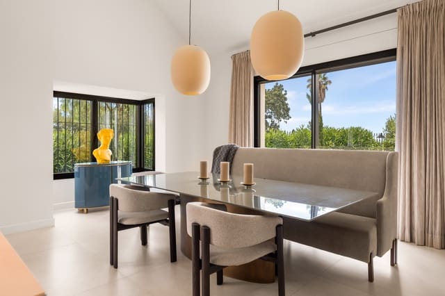 3 bedroom Villa for sale in Golden Mile, Marbella with pool garage - € 4,950,000 (Ref: 10020355)