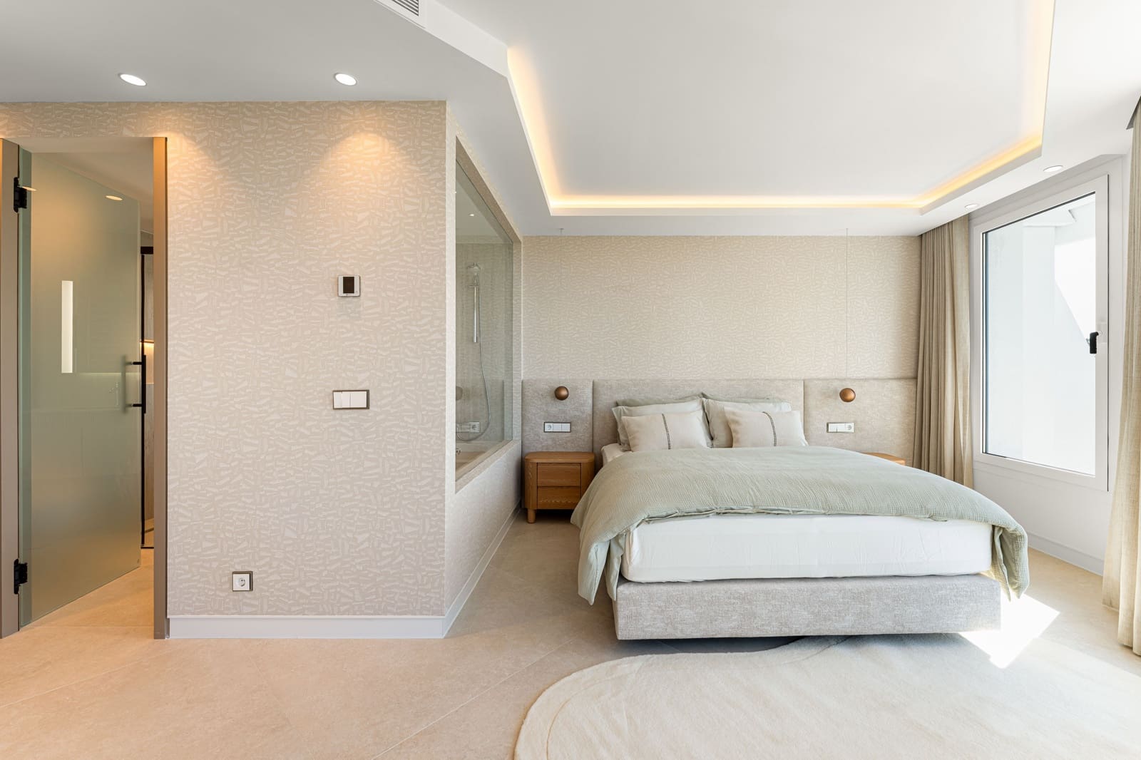 3 bedroom Apartment for sale in Marbella with pool garage - € 2,450,000 (Ref: 10026960)