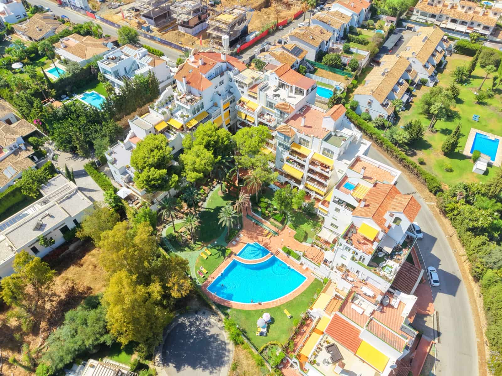2 quarto Apartamento para venda em Atalaya-Isdabe com piscina - 475 000 € (Ref: 10026962)
