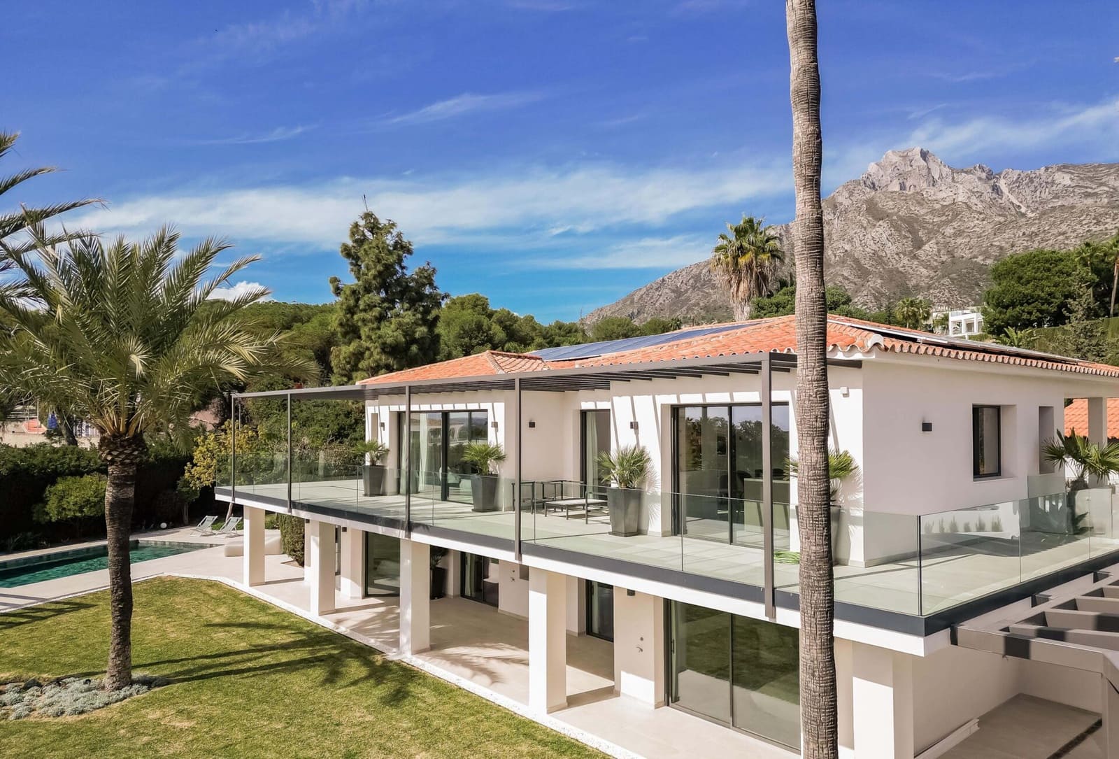 5 chambre Villa/Maison à vendre à Marbella avec piscine - 4 290 000 € (Ref: 10030183)