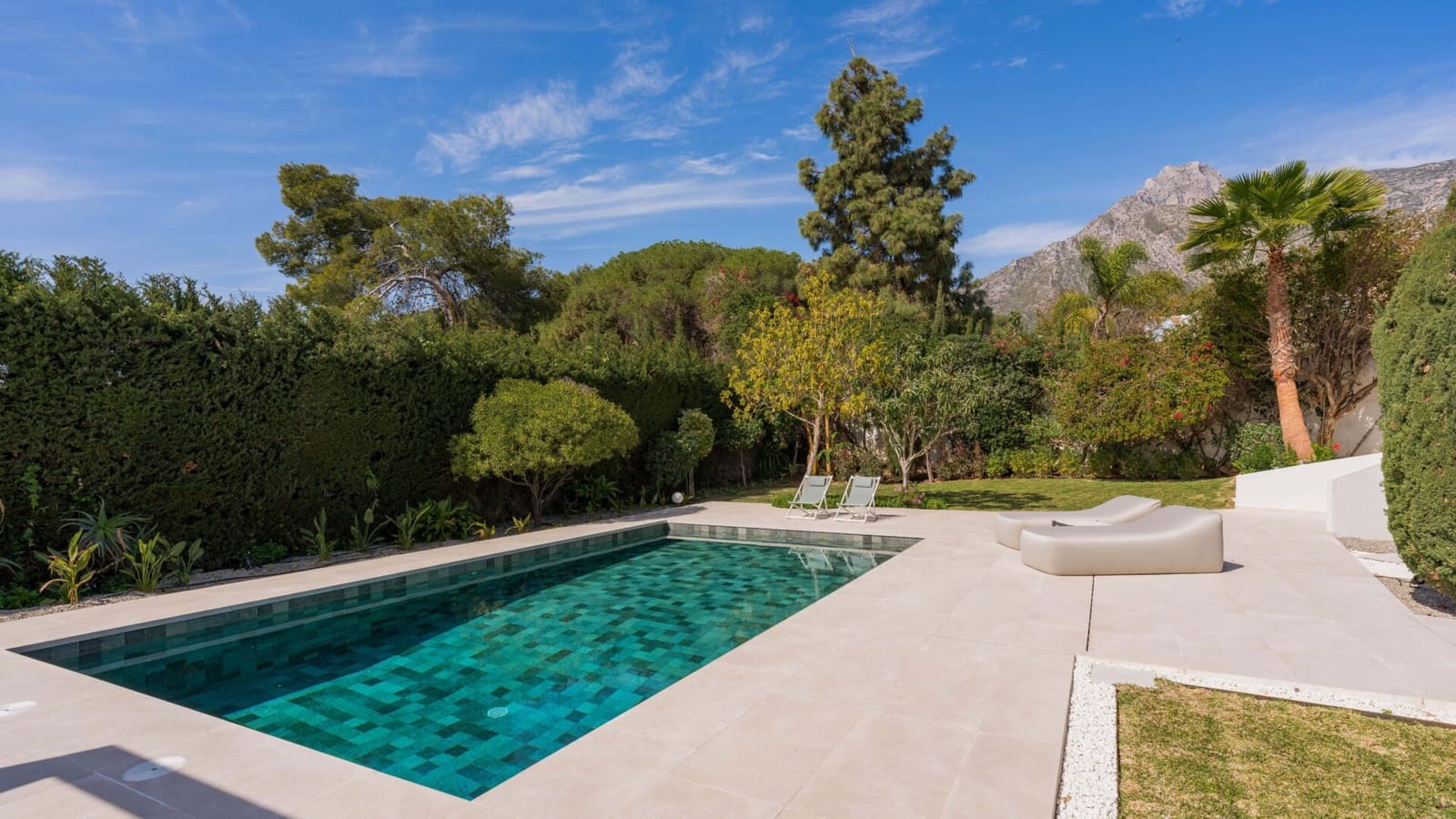 5 chambre Villa/Maison à vendre à Marbella avec piscine - 4 290 000 € (Ref: 10030183)