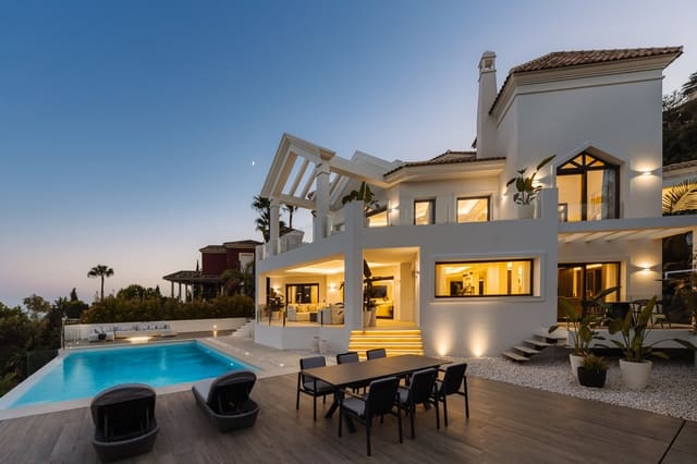5 bedroom Villa for sale in Benahavís with pool - € 7,450,000 (Ref: 10040727)