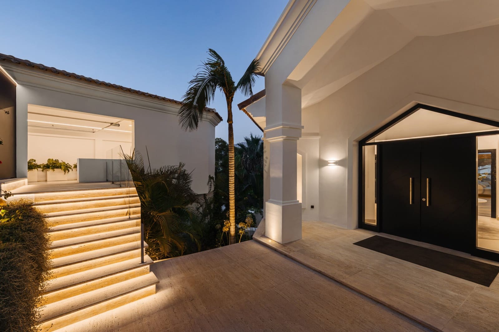 Chalet de 5 habitaciones en Benahavís en venta con piscina - 7.450.000 € (Ref: 10040727)