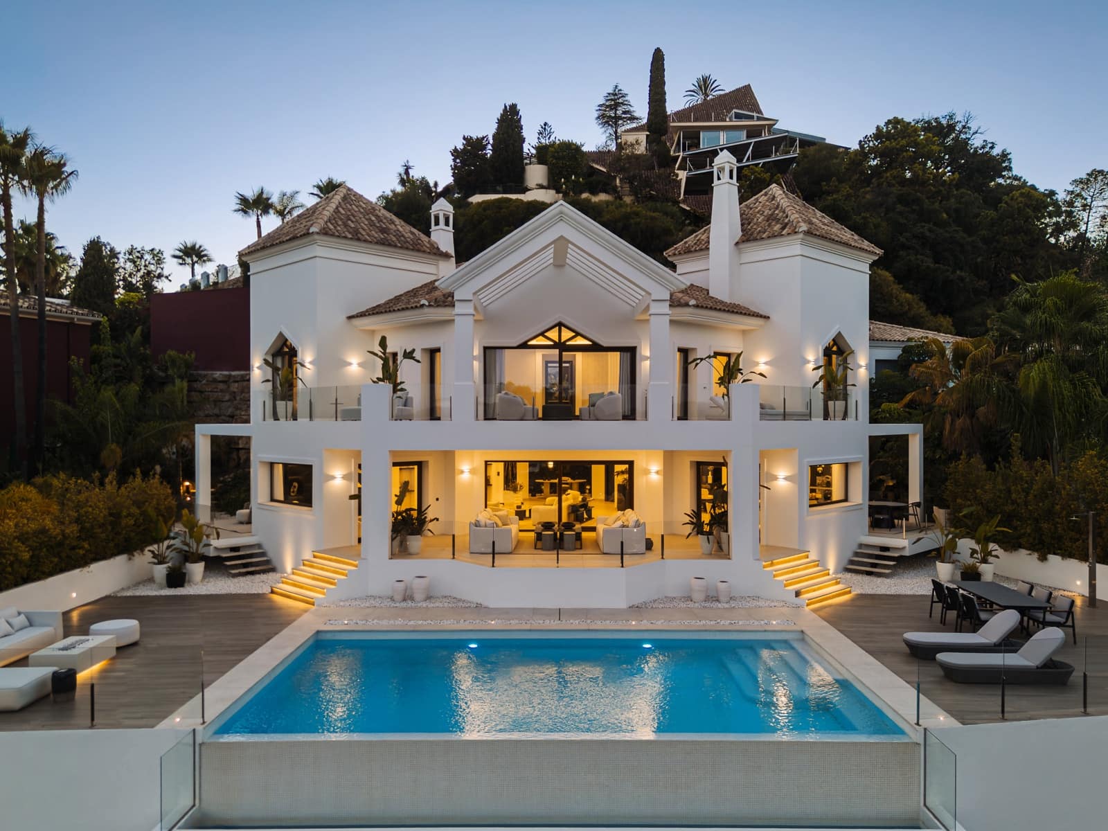 Chalet de 5 habitaciones en Benahavís en venta con piscina - 7.450.000 € (Ref: 10040727)