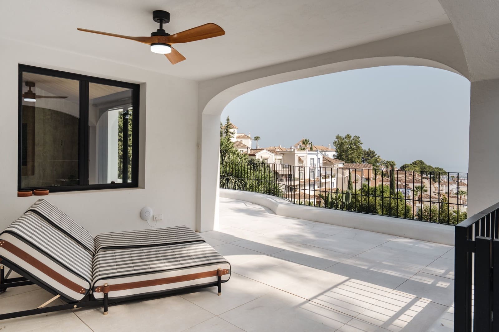 5 bedroom Villa for sale in El Madronal with pool garage - € 4,395,000 (Ref: 10047015)