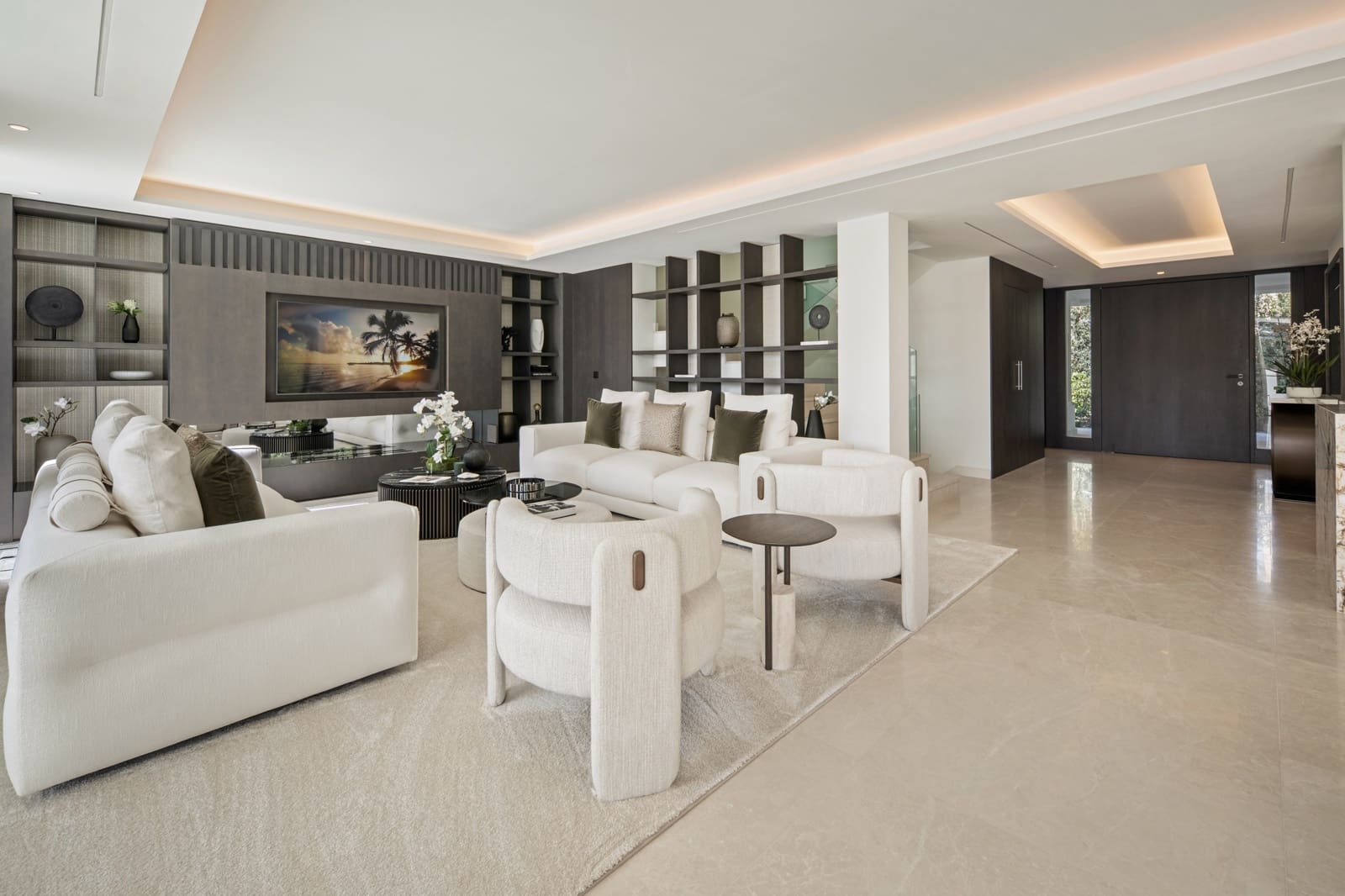 6 Zimmer Villa zu verkaufen in Nueva Andalucia mit Pool Garage - 10.500.000 € (Ref: 10048908)