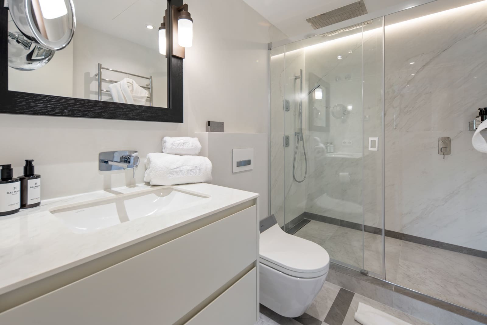 Apartamento de 3 habitaciones en Golden Mile en venta con piscina garaje - 4.495.000 € (Ref: 10048909)