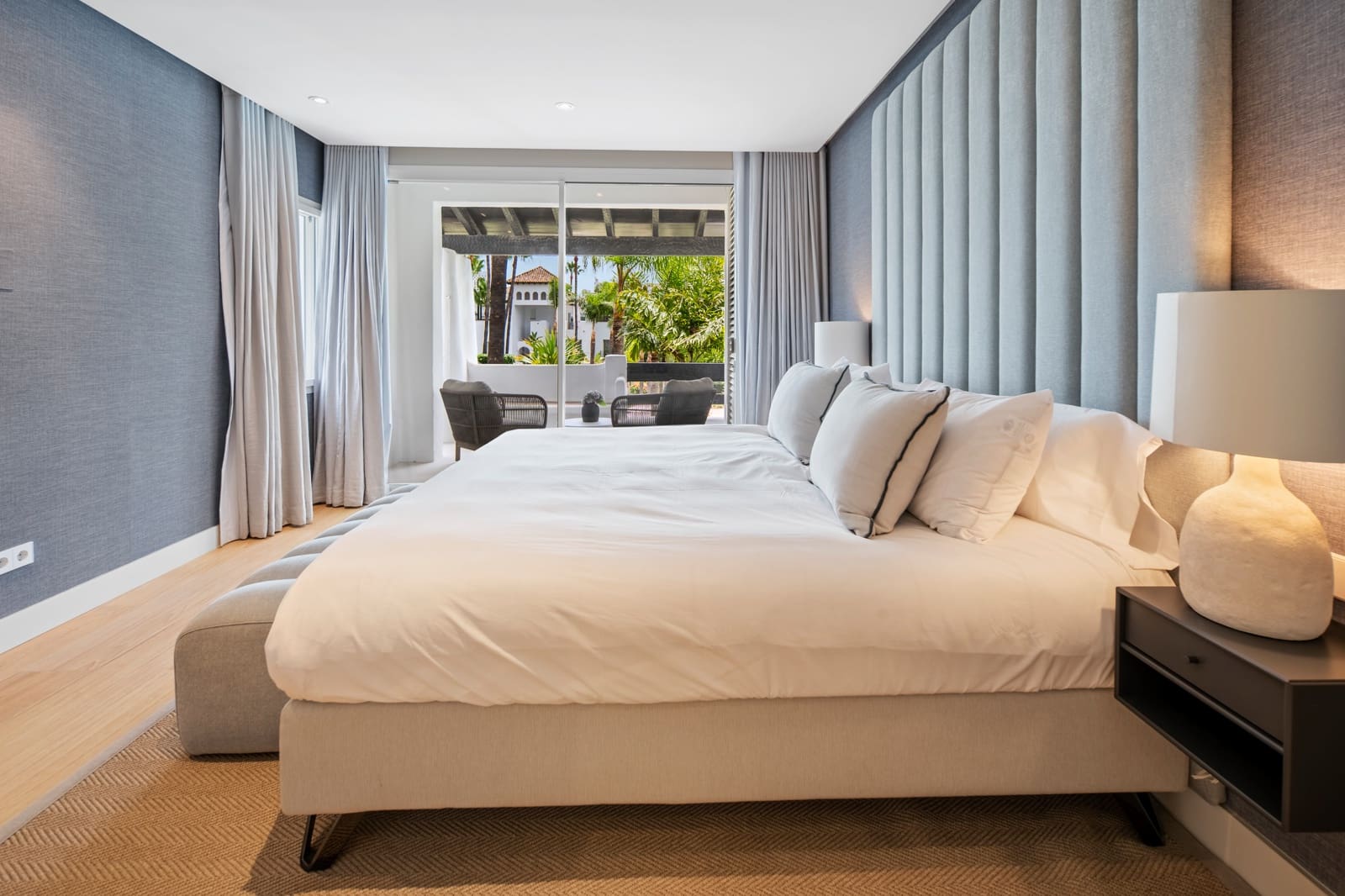 Apartamento de 3 habitaciones en Golden Mile en venta con piscina garaje - 4.495.000 € (Ref: 10048909)