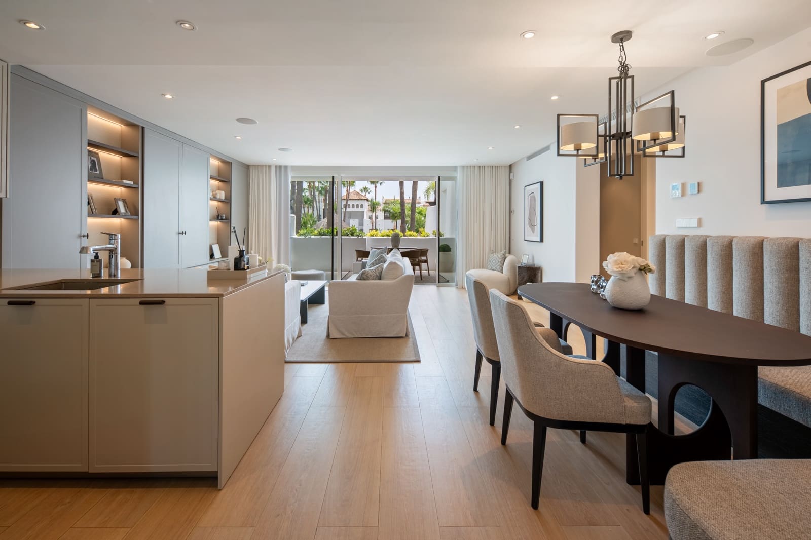 Apartamento de 3 habitaciones en Golden Mile en venta con piscina garaje - 4.495.000 € (Ref: 10048909)