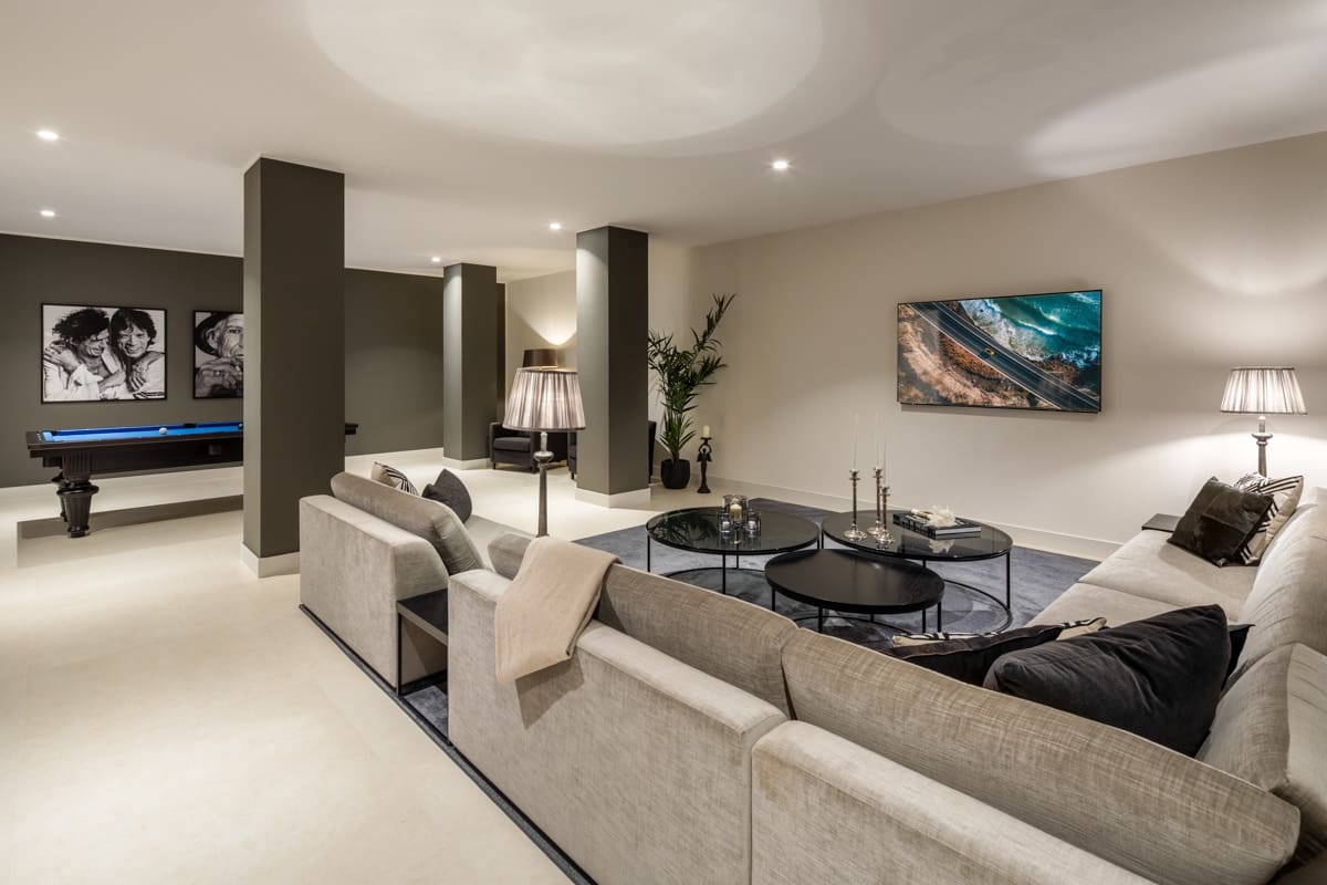 5 quarto Moradia para venda em Nueva Andalucia com piscina - 5 695 000 € (Ref: 10075444)