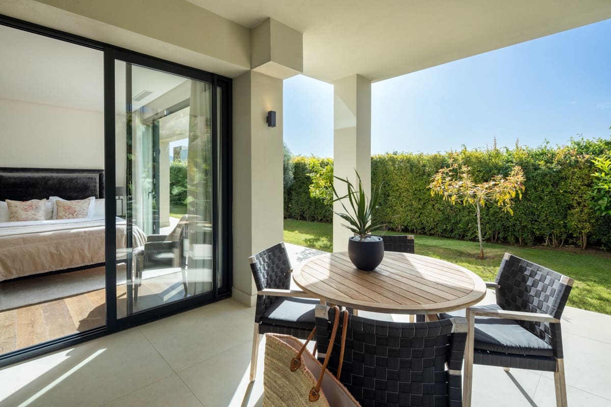 5 quarto Moradia para venda em Nueva Andalucia com piscina - 5 695 000 € (Ref: 10075444)
