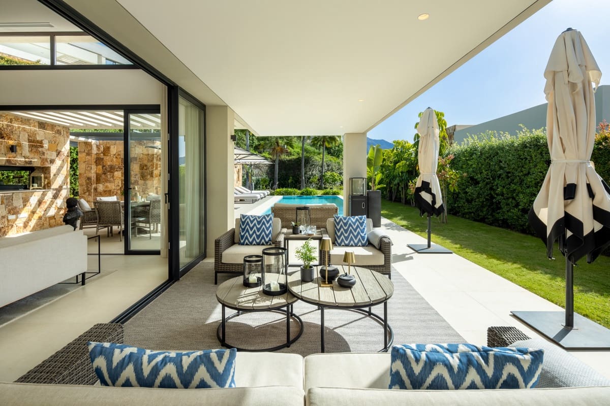 5 quarto Moradia para venda em Nueva Andalucia com piscina - 5 695 000 € (Ref: 10075444)