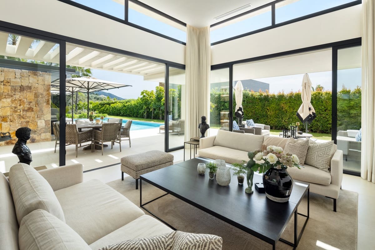 5 quarto Moradia para venda em Nueva Andalucia com piscina - 5 695 000 € (Ref: 10075444)