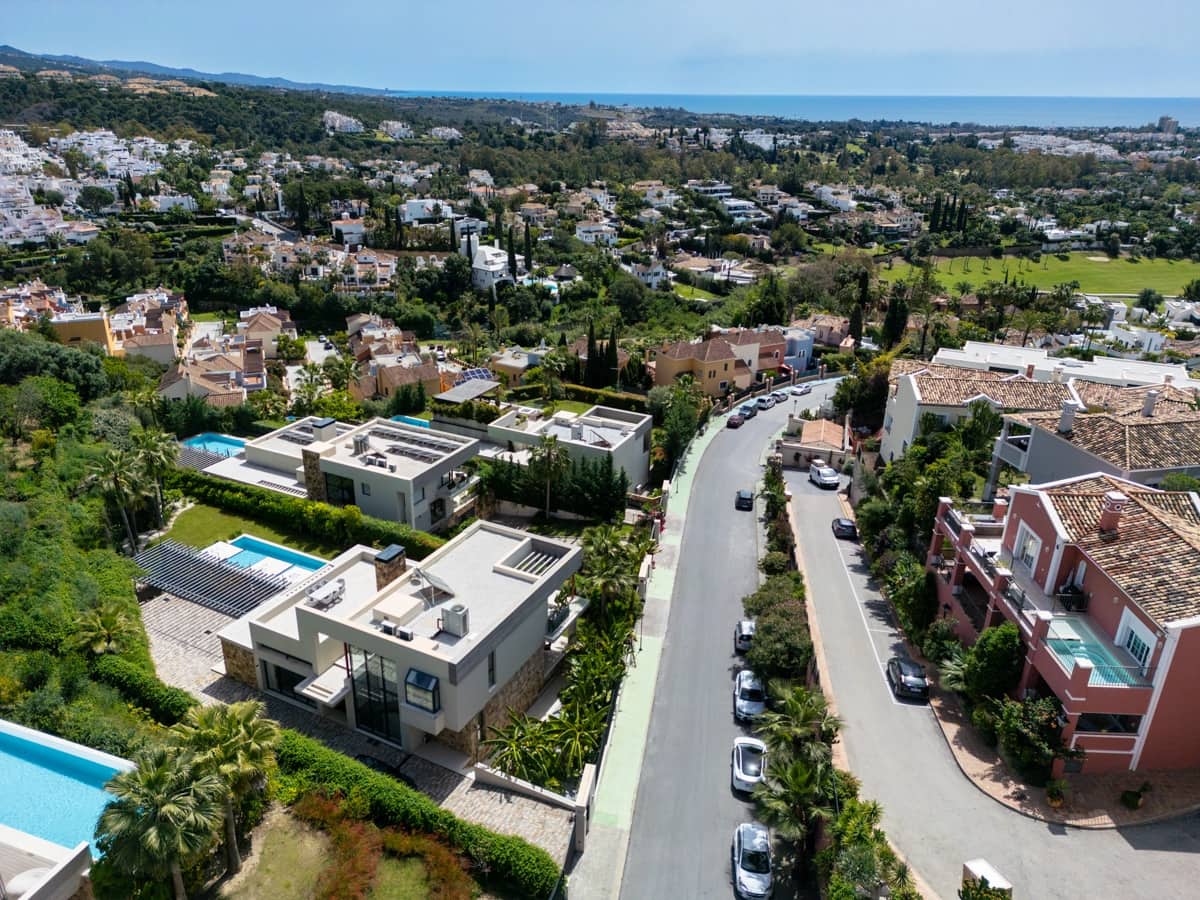 5 quarto Moradia para venda em Nueva Andalucia com piscina - 5 695 000 € (Ref: 10075444)