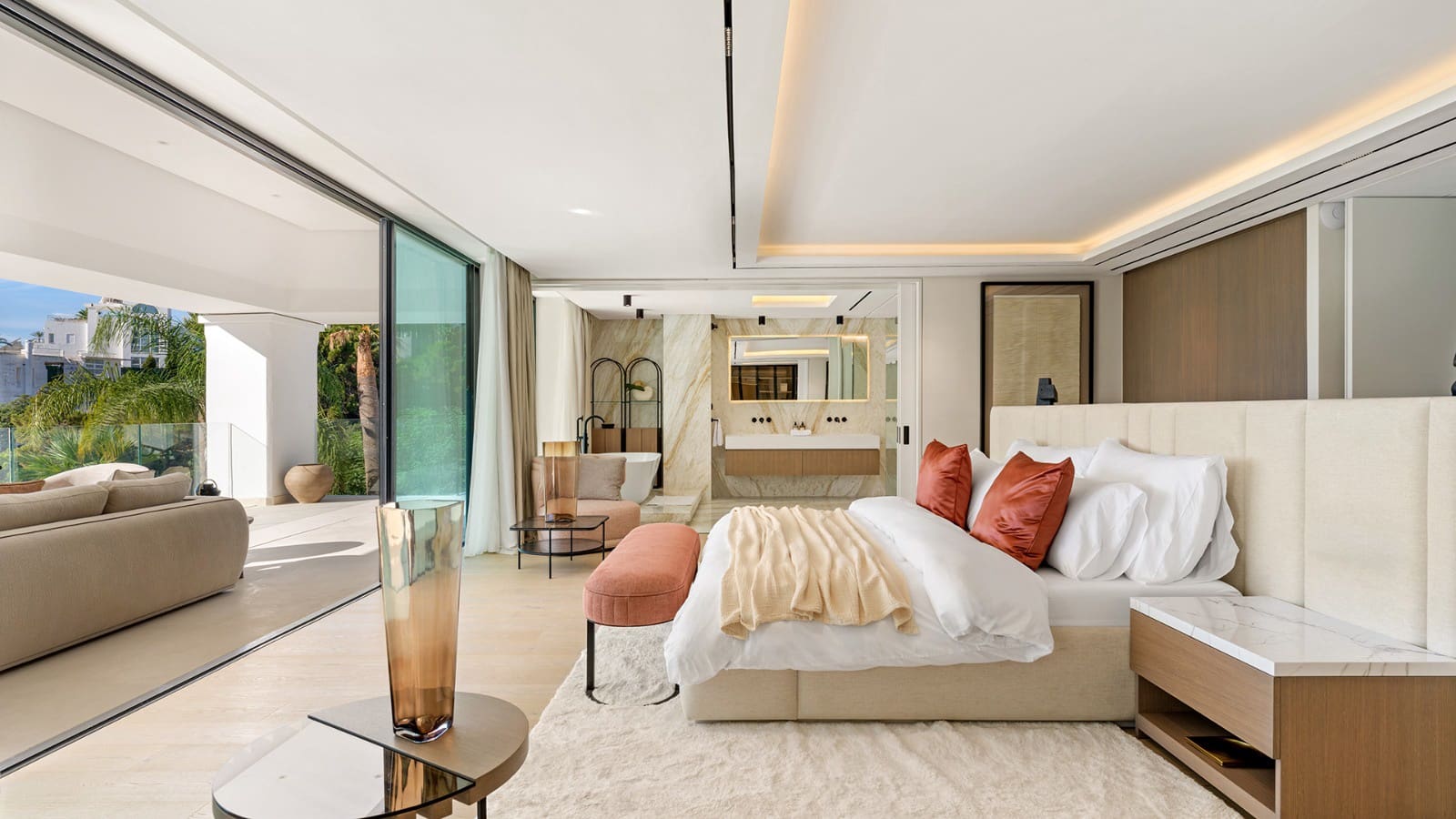 7 Zimmer Villa zu verkaufen in La Quinta mit Pool Garage - 13.500.000 € (Ref: 10075445)