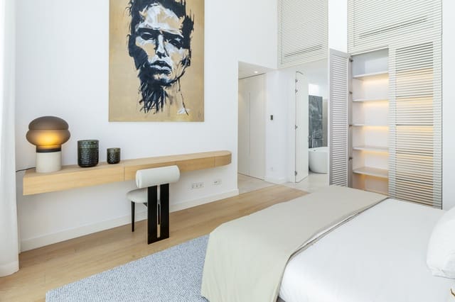 5 slaapkamer Villa te koop in El Paraiso, Estepona met zwembad garage - € 2.340.000 (Ref: 10099810)