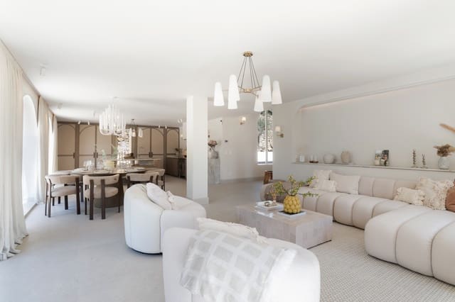 4 slaapkamer Villa te koop in Nueva Andalucia, Marbella met zwembad - € 3.495.000 (Ref: 10101944)