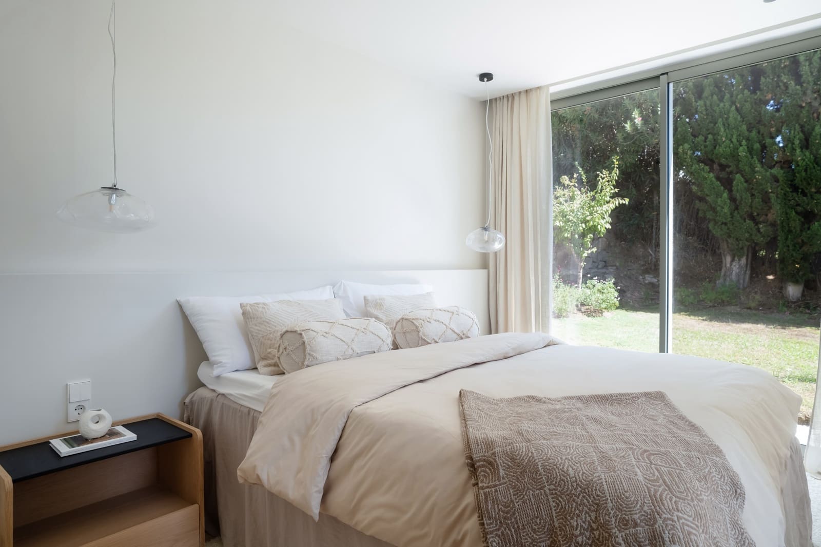 4 slaapkamer Villa te koop in Nueva Andalucia met zwembad - € 3.495.000 (Ref: 10101944)