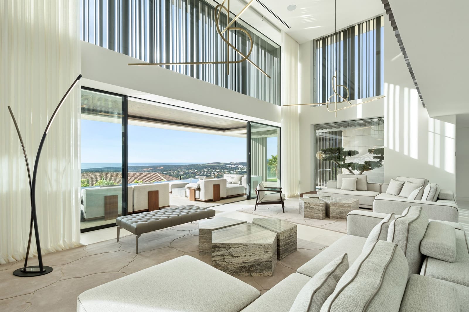 5 bedroom Villa for sale in Sotogrande with pool garage - € 12,500,000 (Ref: 10128241)