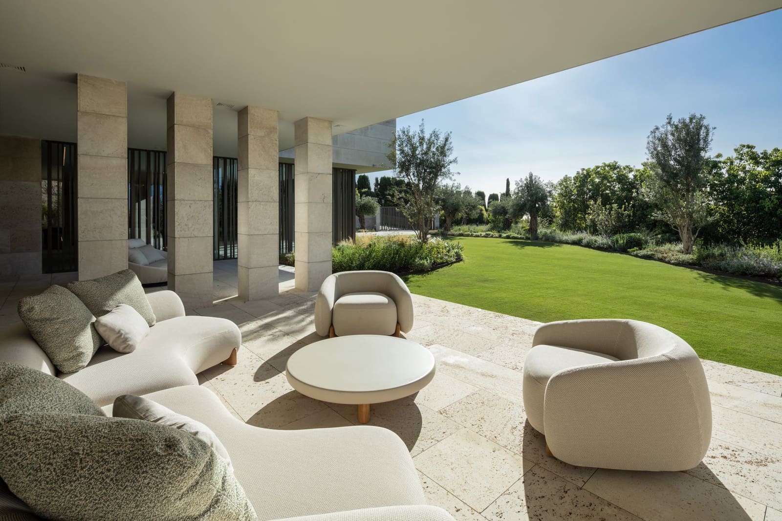5 bedroom Villa for sale in Sotogrande with pool garage - € 12,500,000 (Ref: 10128241)