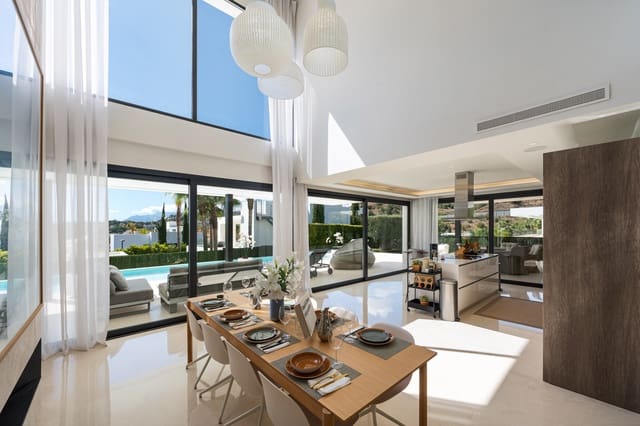 5 soveværelse Villa til salg i Nueva Andalucia, Marbella med swimmingpool garage - € 4.295.000 (Ref: 10148436)