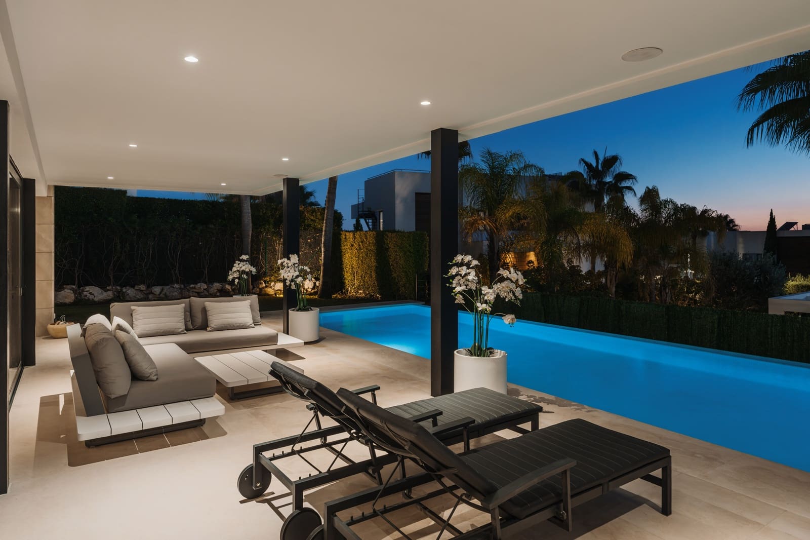 5 chambre Villa/Maison à vendre à Nueva Andalucia avec piscine garage - 4 295 000 € (Ref: 10148436)