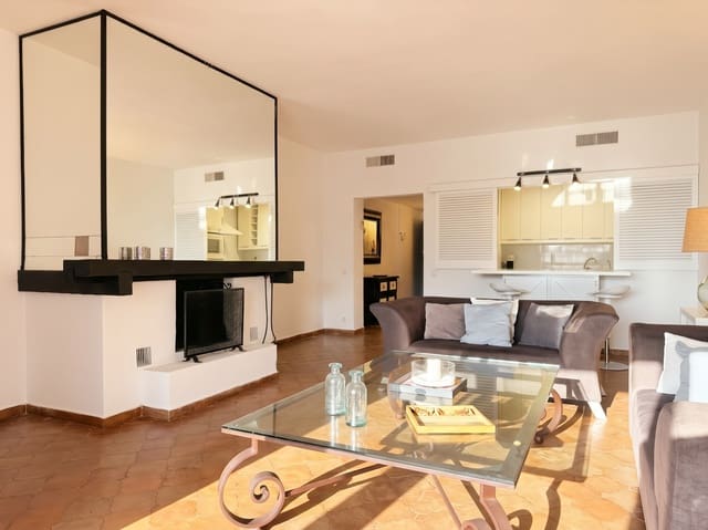 1 chambre Appartement à vendre à Puerto Banus, Marbella - 656 000 € (Ref: 10148437)