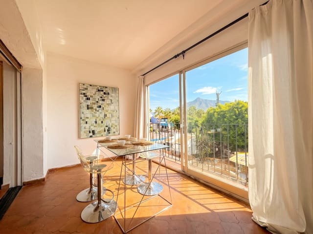 1 chambre Appartement à vendre à Puerto Banus, Marbella - 656 000 € (Ref: 10148437)