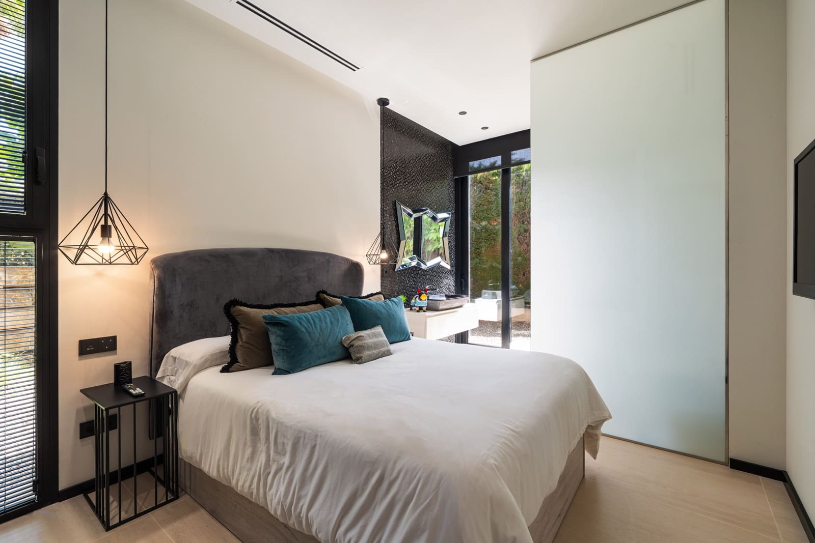 6 chambre Villa/Maison à vendre à Nueva Andalucia avec piscine garage - 7 200 000 € (Ref: 10161161)
