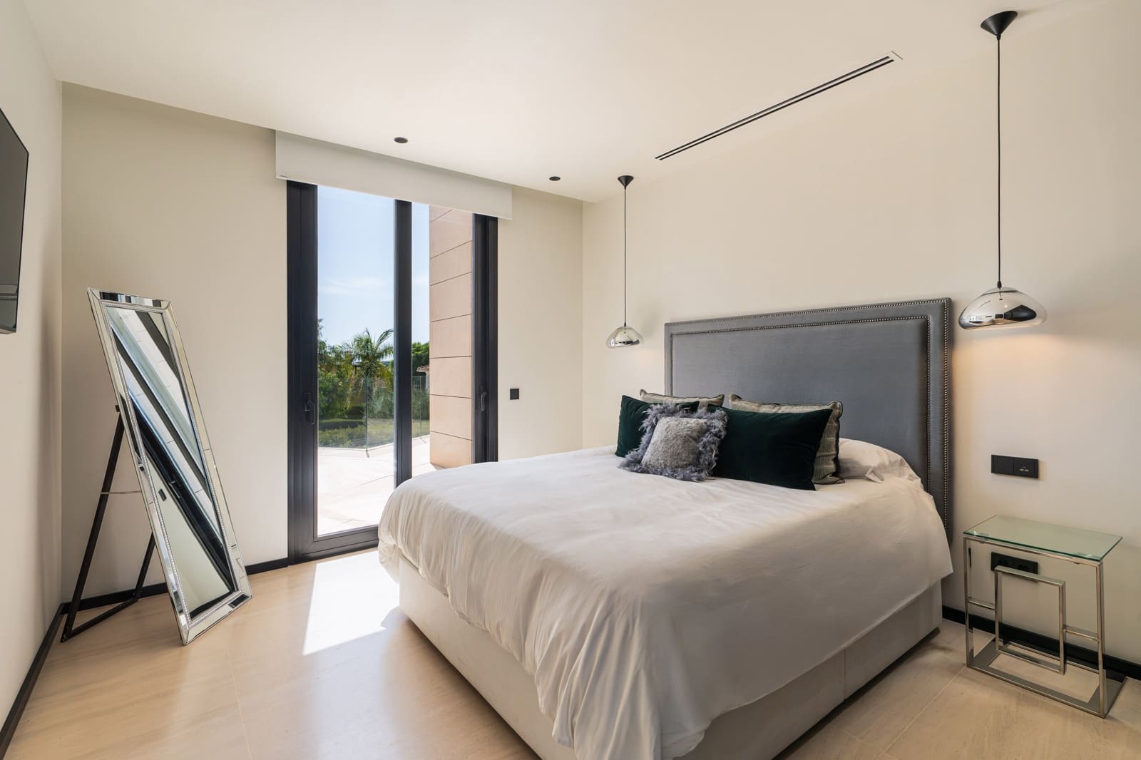 6 chambre Villa/Maison à vendre à Nueva Andalucia avec piscine garage - 7 200 000 € (Ref: 10161161)